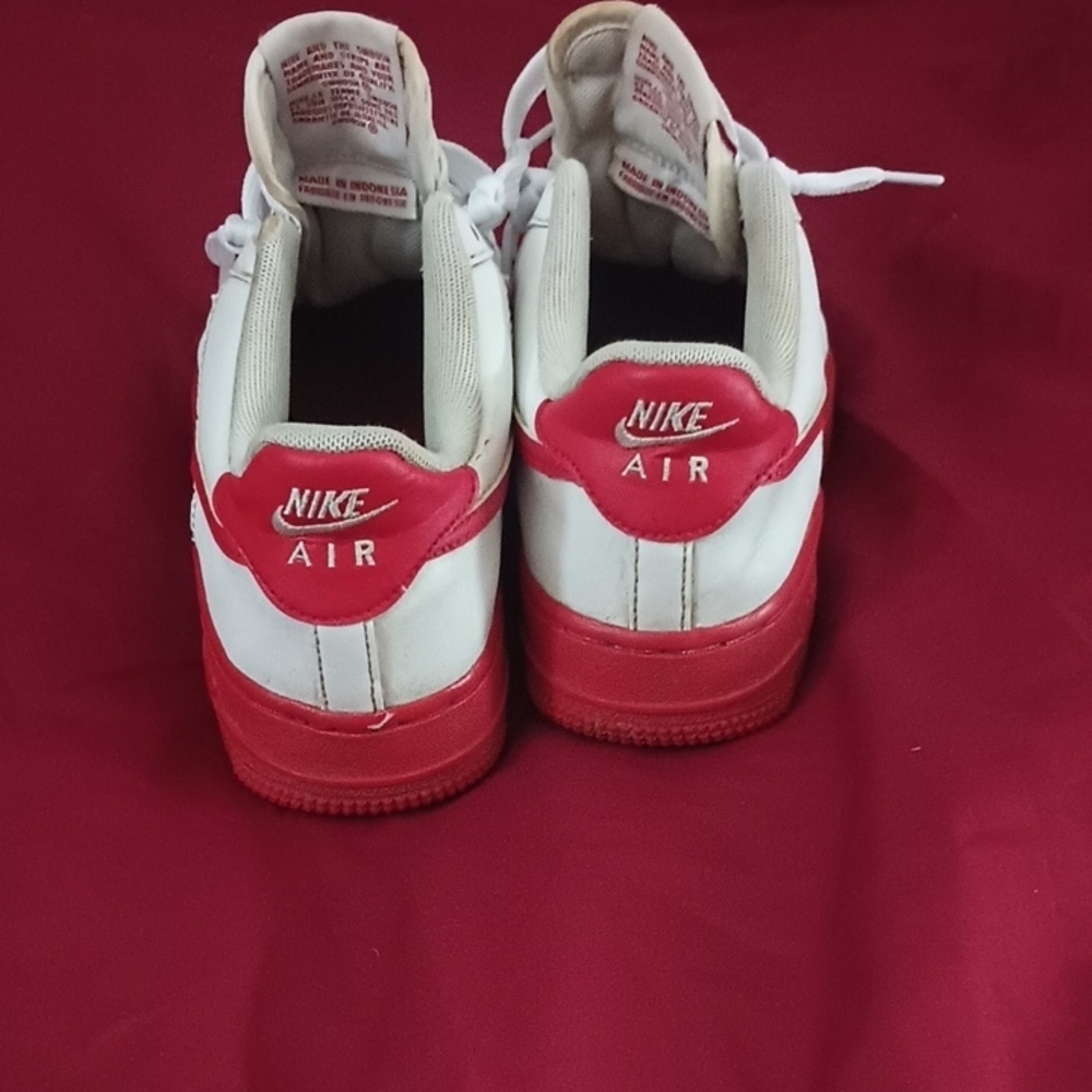 Nike Air Kids Sneakers in Red and White Size 5Y Good Condition 👟 - Picture 9 of 13